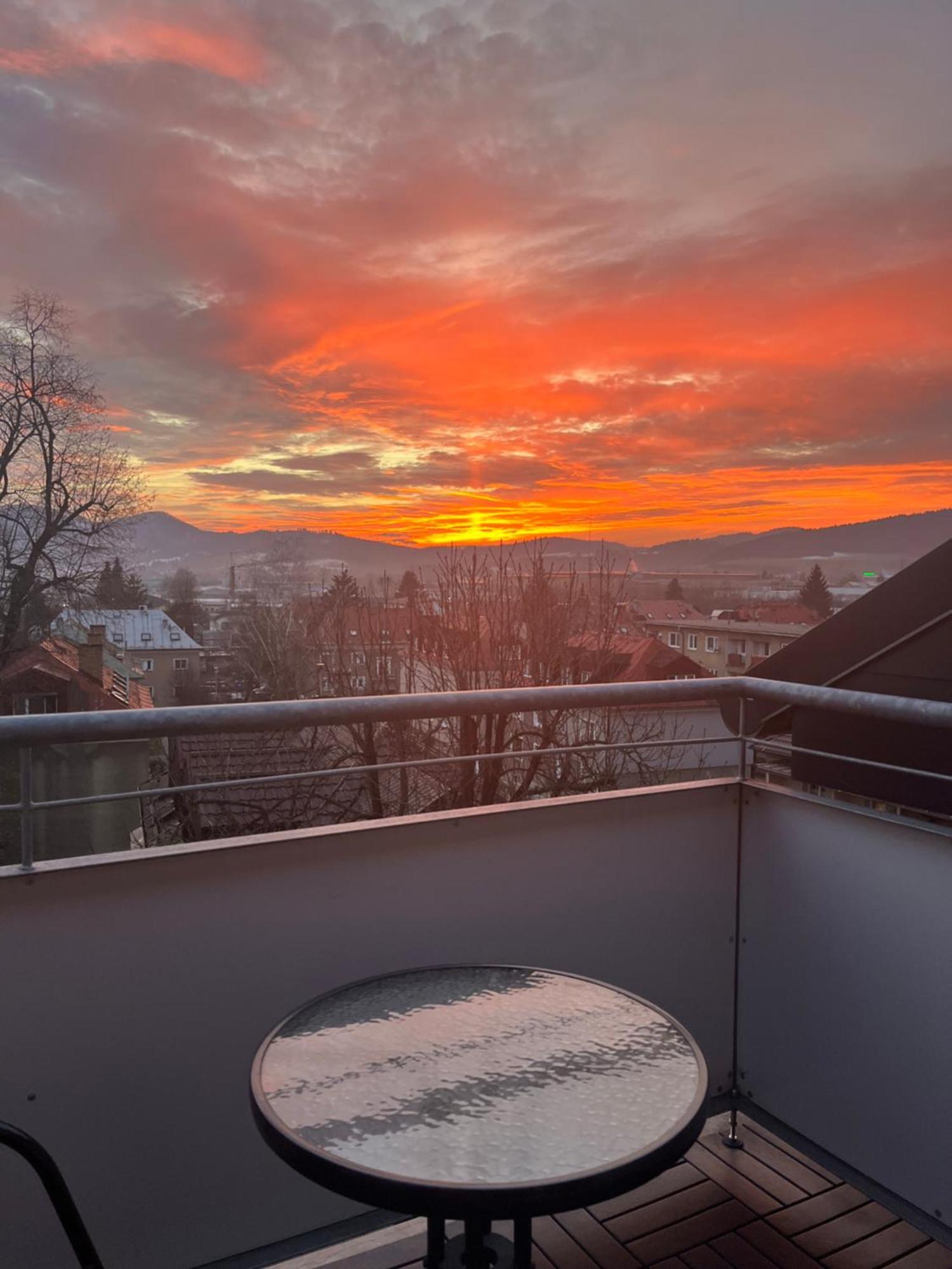 Tranquille Inn Apartment Kysucke Nove Mesto Exterior photo